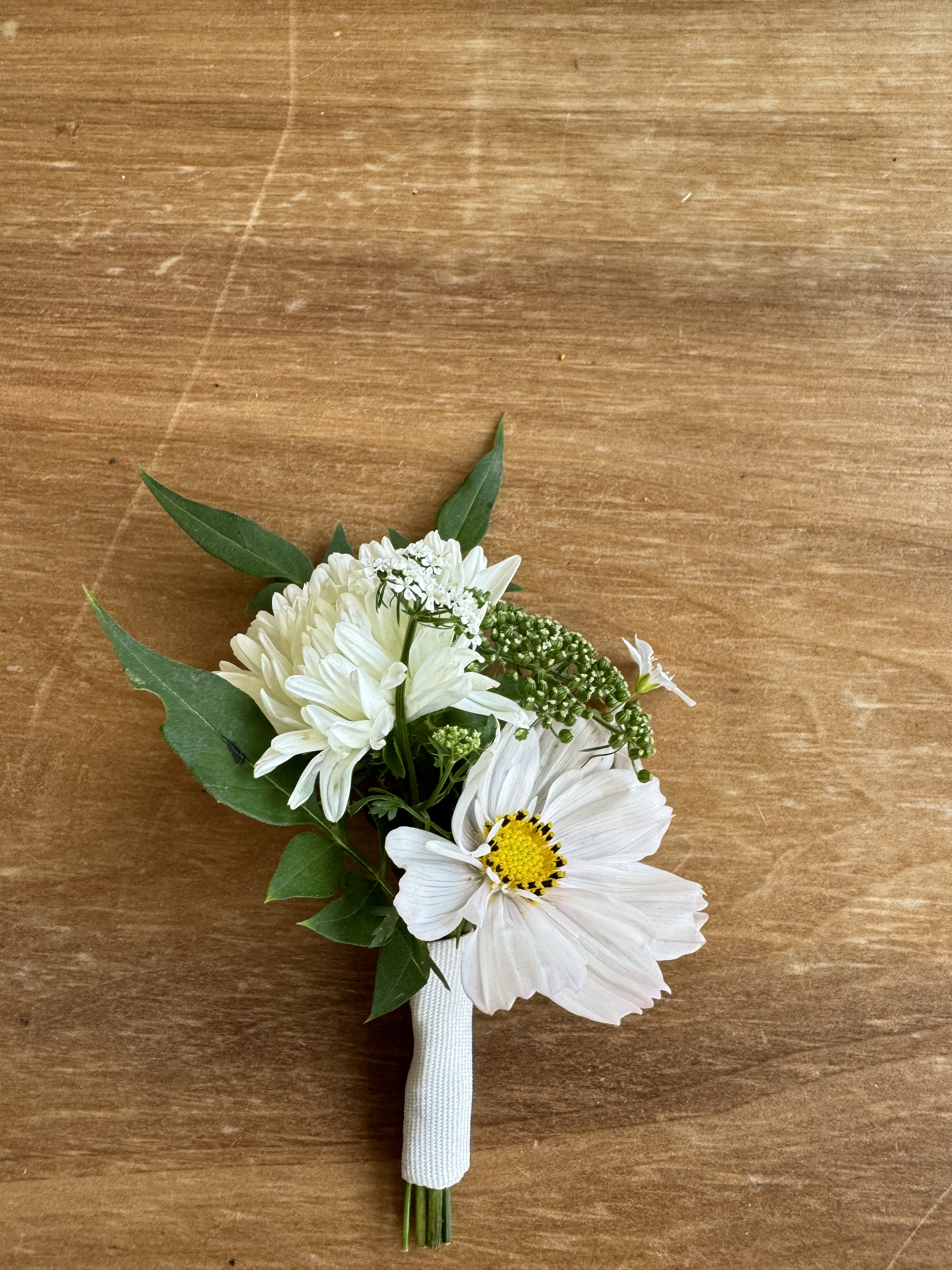 Bouquette of peonies